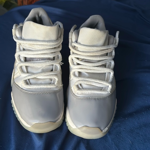 Jordan 11 lows